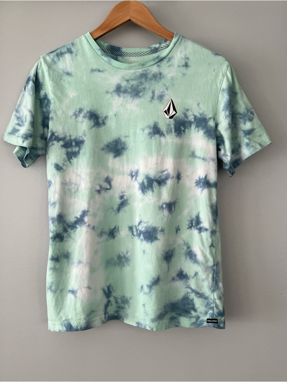 Volcom Mint & Navy Tie-Dye Crewneck Tee